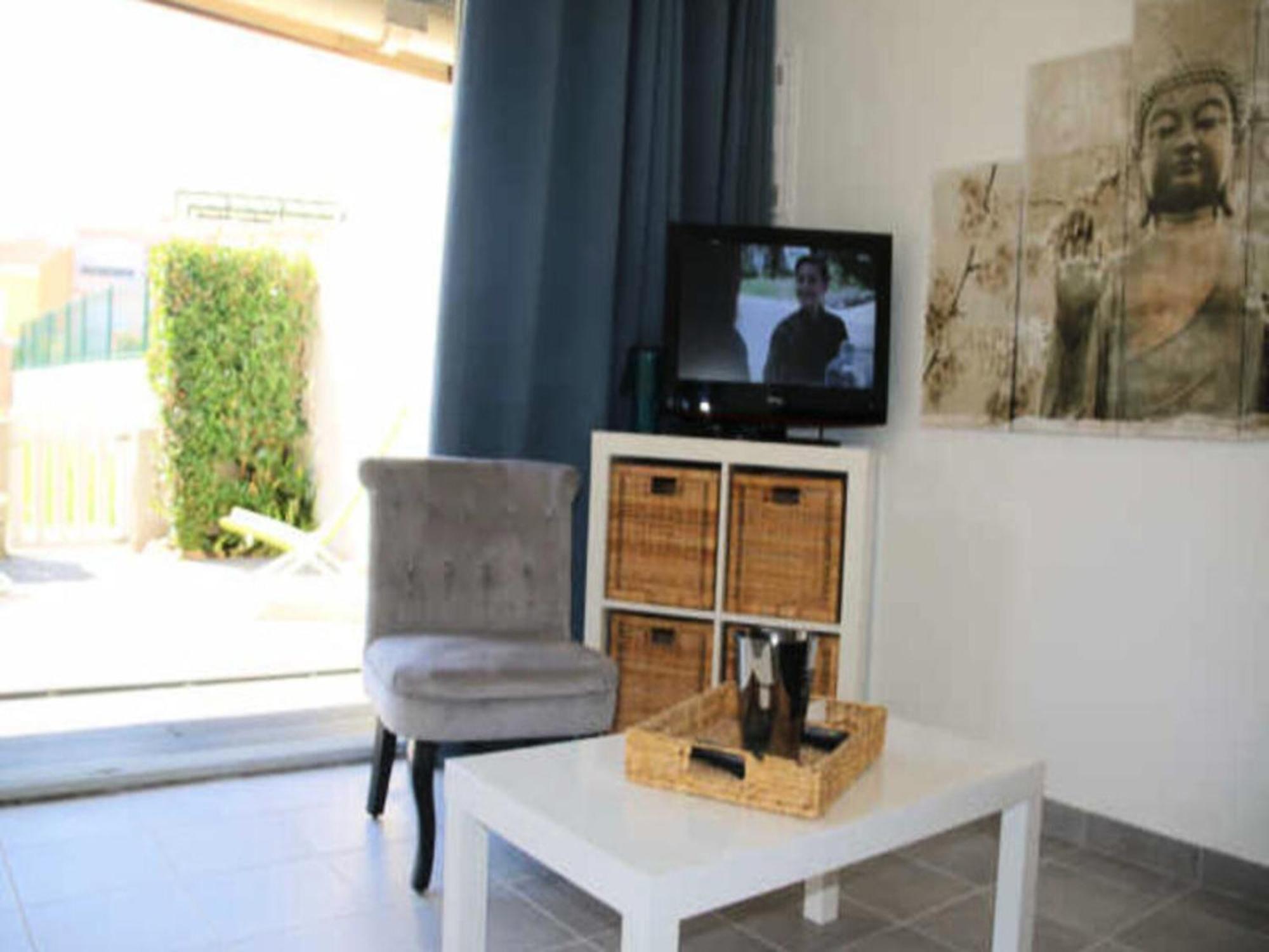 2 Rooms For 2 People Agde Bagian luar foto