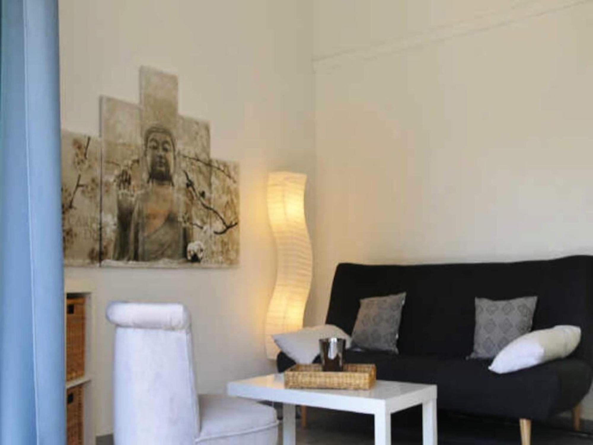 2 Rooms For 2 People Agde Bagian luar foto