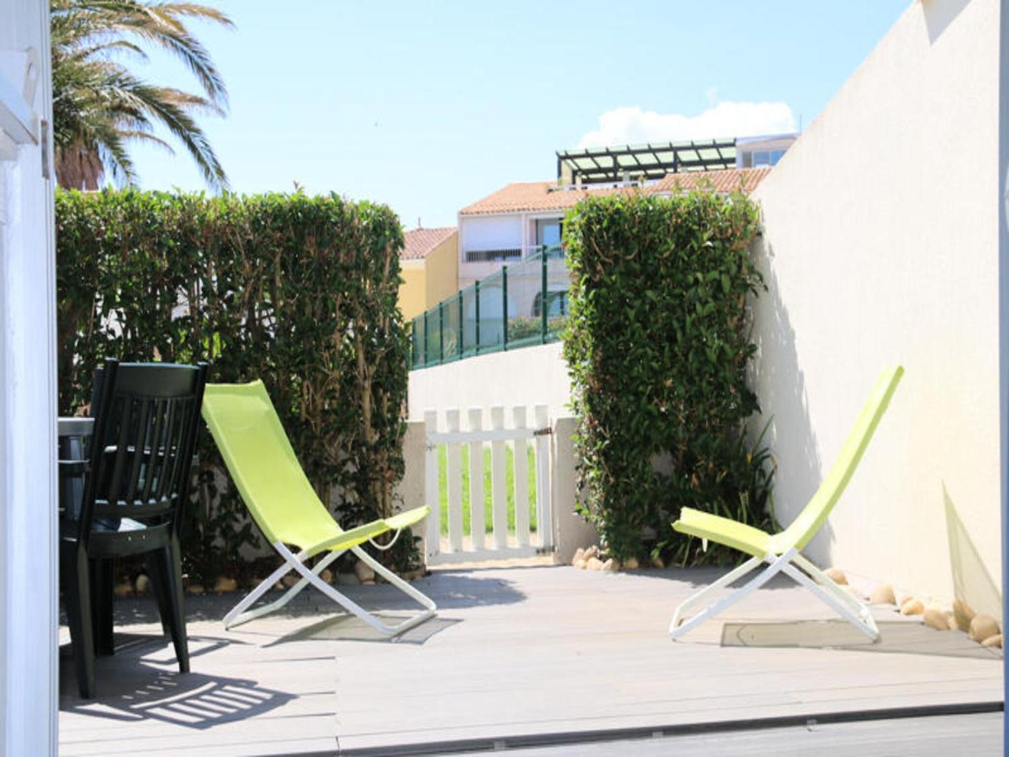 2 Rooms For 2 People Agde Bagian luar foto