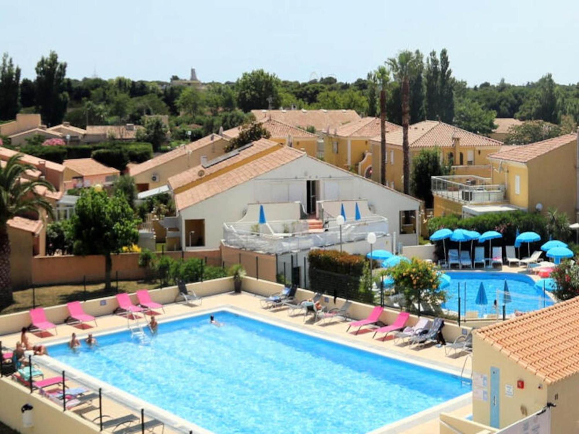 2 Rooms For 2 People Agde Bagian luar foto